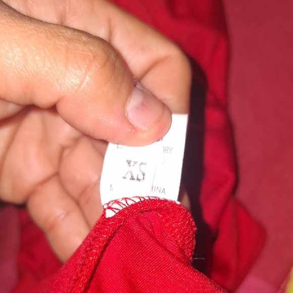 Women’s Square Neck Red Crop Tank Top - Picture 3 of 3